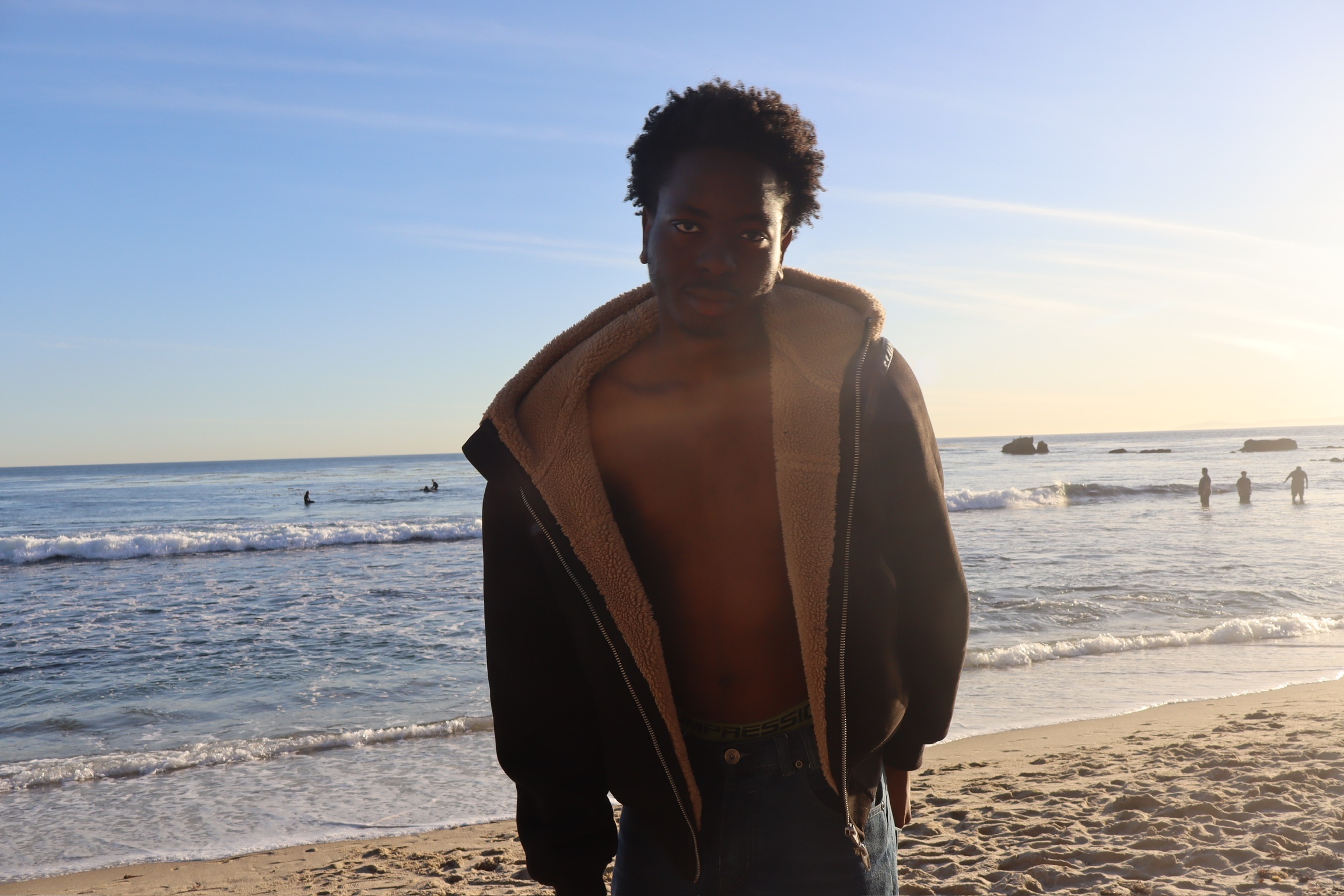 CALIFORNIA people SPRING 25 photo